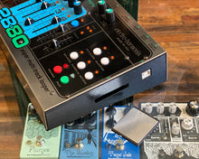 Load image into Gallery viewer, Electro Harmonix 2880 Super Multi-Track Looper + Foot Controller