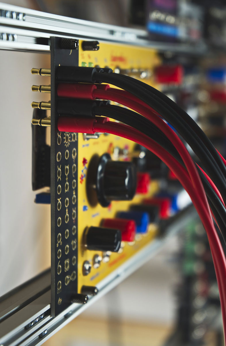 Endorphin.es 42 Cable Holder/6HP Blank Panel