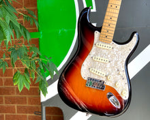 Load image into Gallery viewer, '10 Fender American Deluxe Stratocaster