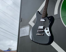 Load image into Gallery viewer, '04 Fender Jaguar Baritone Special HH - Black - CIJ 🇯🇵