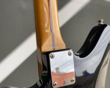 Load image into Gallery viewer, '04 Fender Jaguar Baritone Special HH - Black - CIJ 🇯🇵