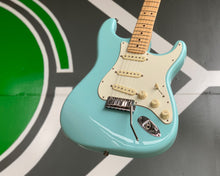Load image into Gallery viewer, '09 Fender Custom Shop - Custom Classic Stratocaster in Daphne Blue w/ OHSC & Paperwork 💙