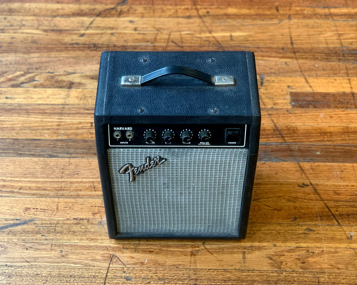 81 Fender Harvard 20 Watt 1x10 Combo