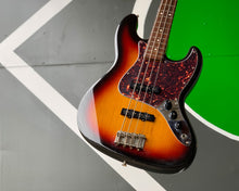 Load image into Gallery viewer, '04 Fender JB62 Jazz Bass - Crafted in Japan