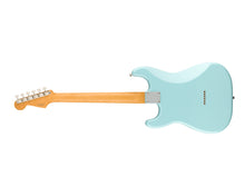 Load image into Gallery viewer, Fender Noventa Stratocaster - Daphne Blue