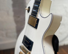 Load image into Gallery viewer, '00 Gibson Les Paul Custom - Alpine White w/ OSHC - Steve Jones-style πΊπΈ