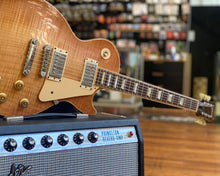 Load image into Gallery viewer, '06 Gibson Les Paul Standard Premium Plus - Faded Honey Burst 🍯