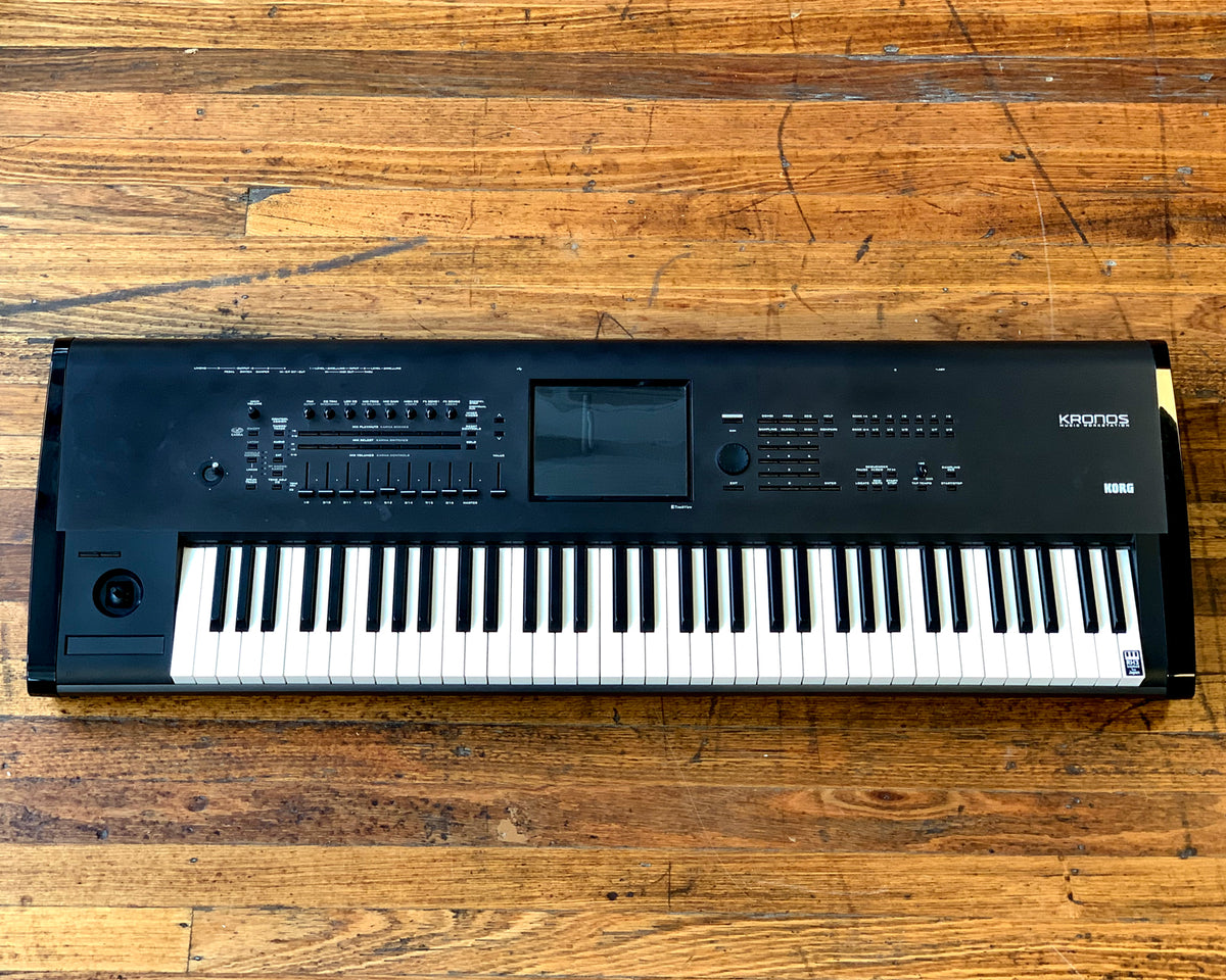 Lucky様 KORG KRONOS 73鍵 workstation Lucky様 KORG KRONOS 73鍵 workstation Korg Kronos 3 73-Key
