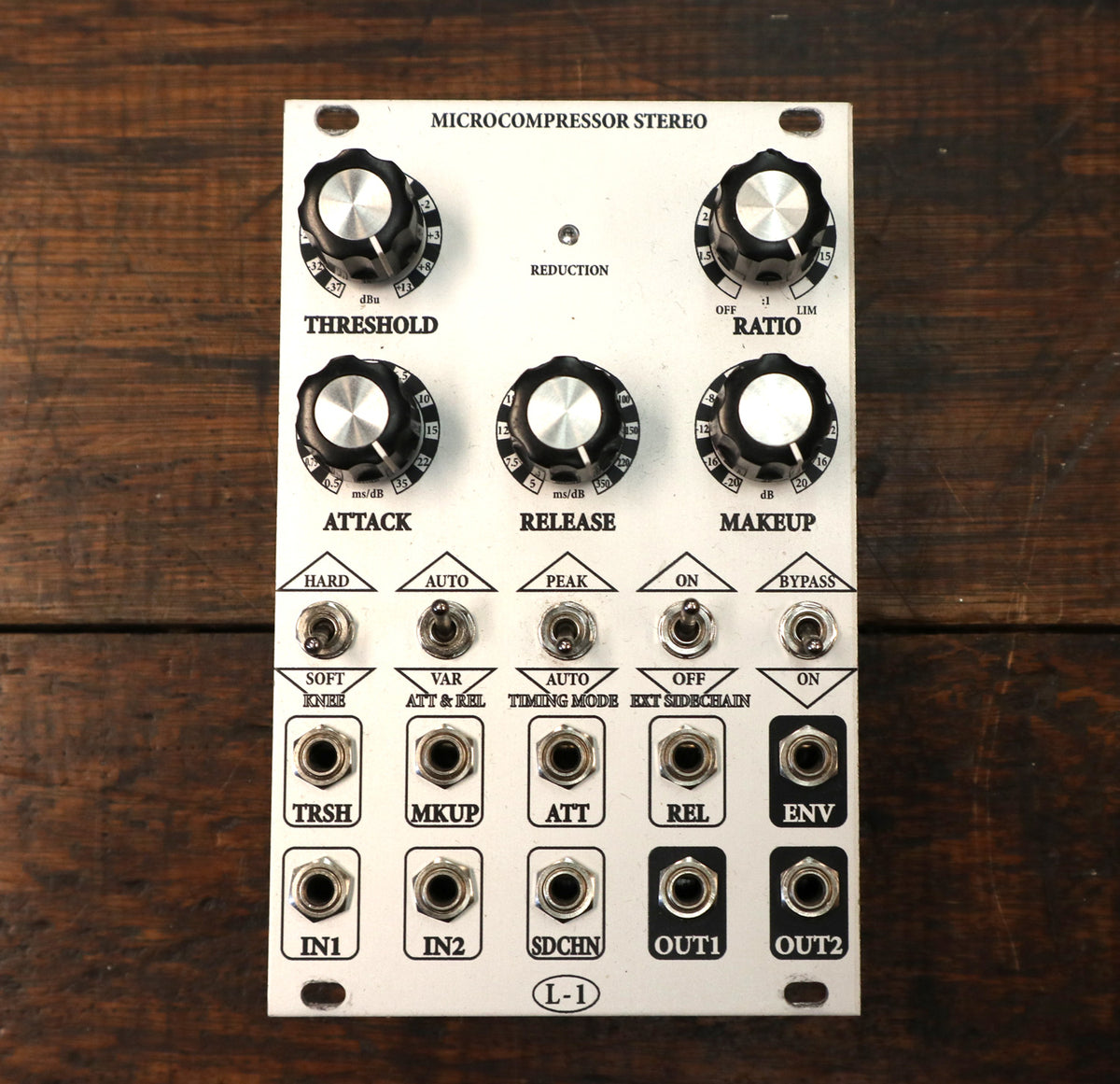 L-1_Microcompressor_1200x1200.