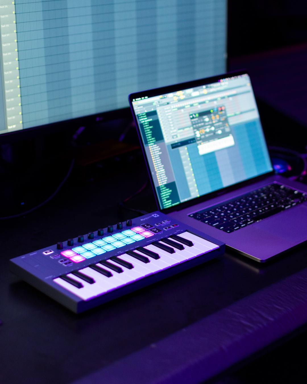 Novation FLkey Mini 25-Key MIDI Controller Keyboard for FL Studio