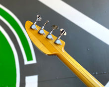 Load image into Gallery viewer, Limited Edition VOX Teardrop Bass - Sunburst