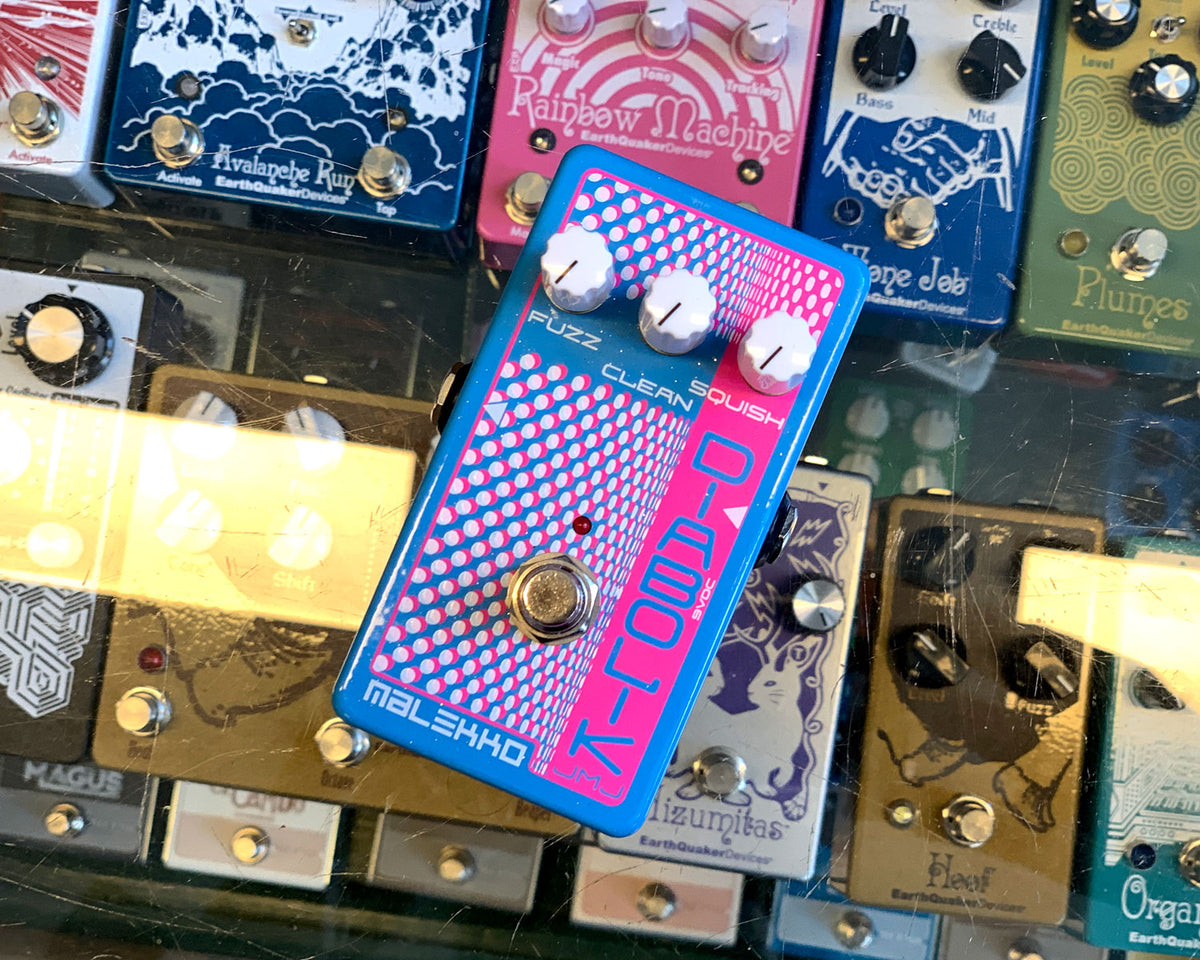 ギター MALEKKO DIABOLIK Malekko Diabolik Harmonic Analogue Fuzz Pedal - Guitar FX Direct