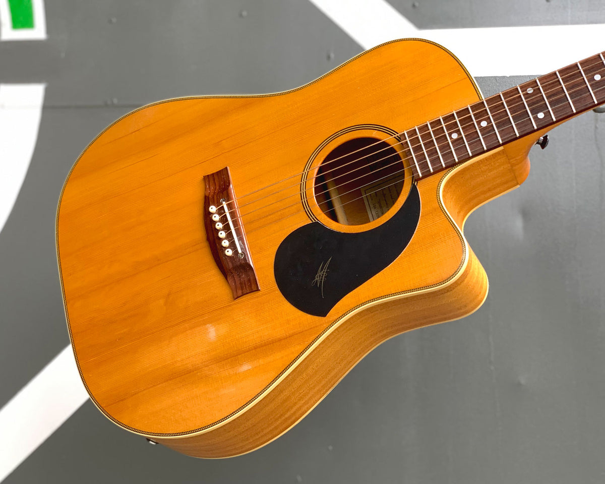 Maton em225c price sales