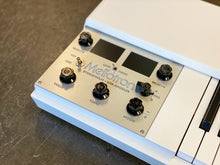 Load image into Gallery viewer, Mellotron M4000D MINI
