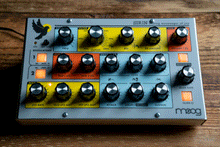 Load image into Gallery viewer, Moog Sirin
