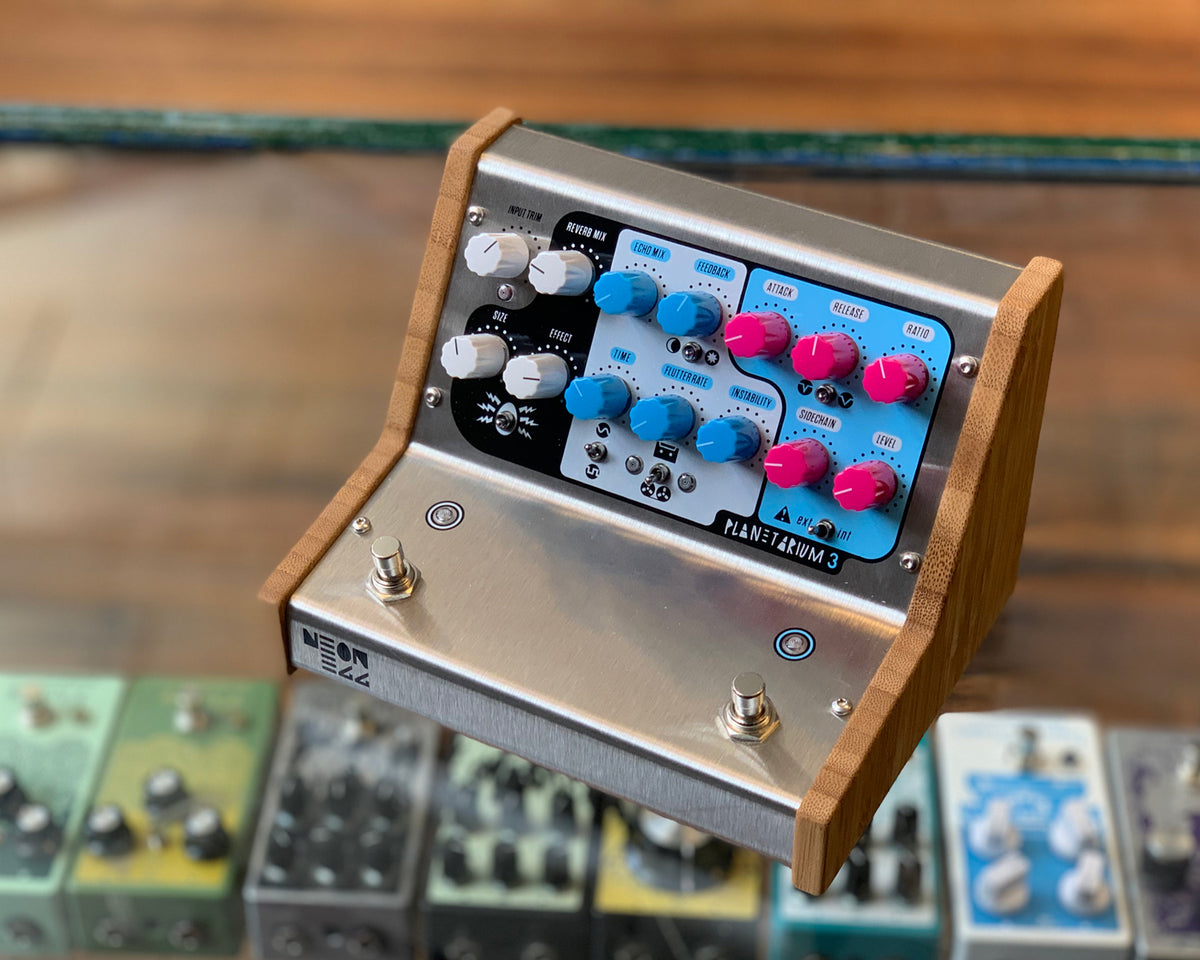 Neon_Egg_Planetarium_3_sku_249