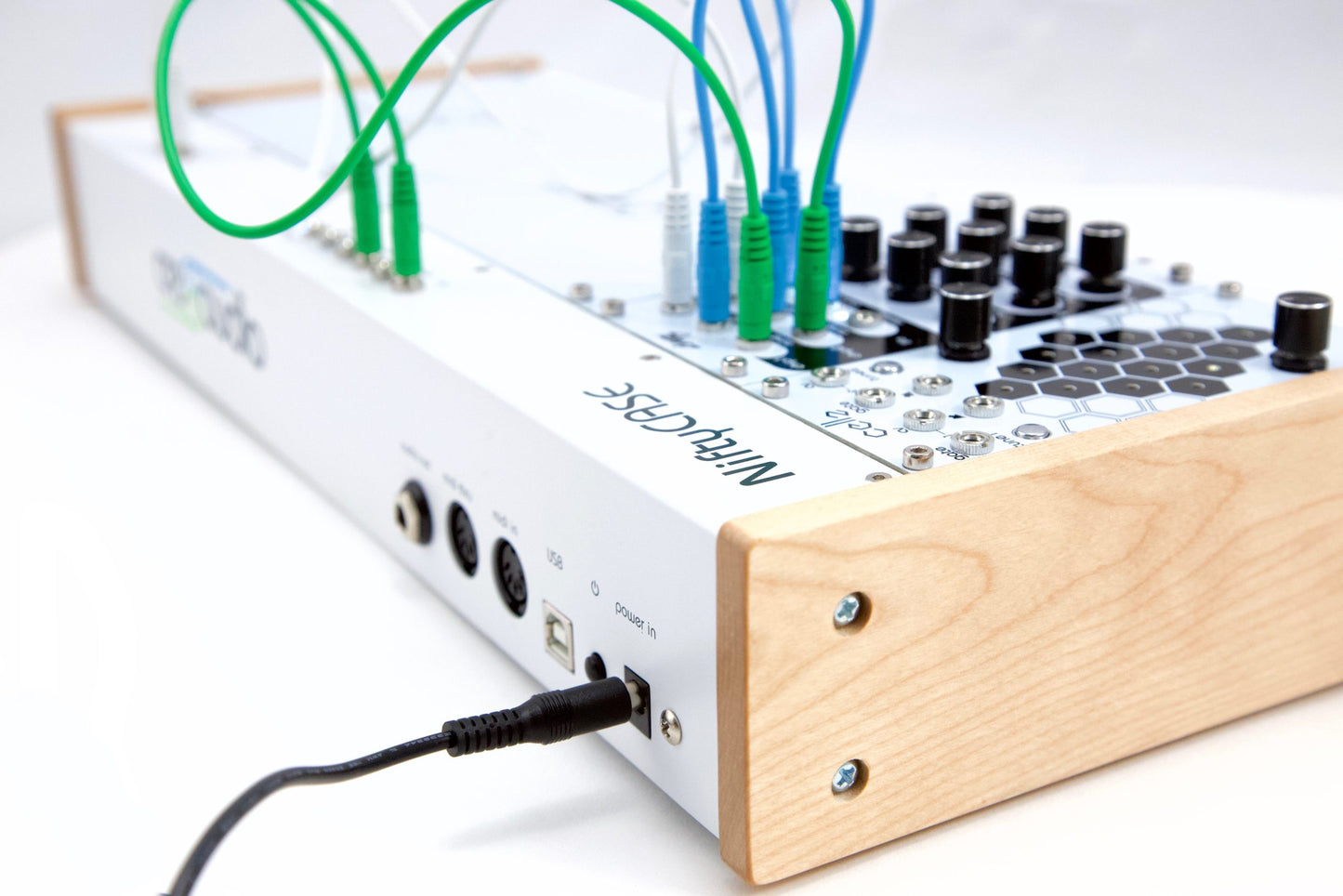 CRE8 AUDIO Nifty Bundle Eurorack Case with Modules & Cables