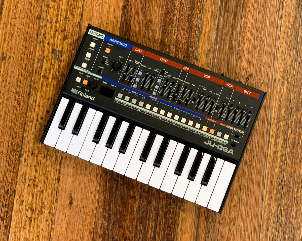 Roland JU-06A with K-25m Keyboard – Found Sound