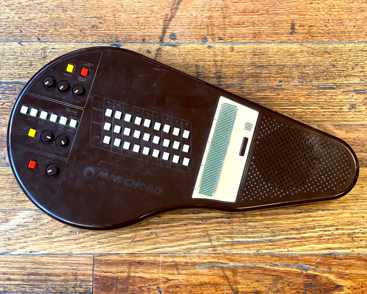 Suzuki_Omnichord_OM-