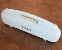 Load image into Gallery viewer, Suzuki Study 32 Key Alto Melodica - Black