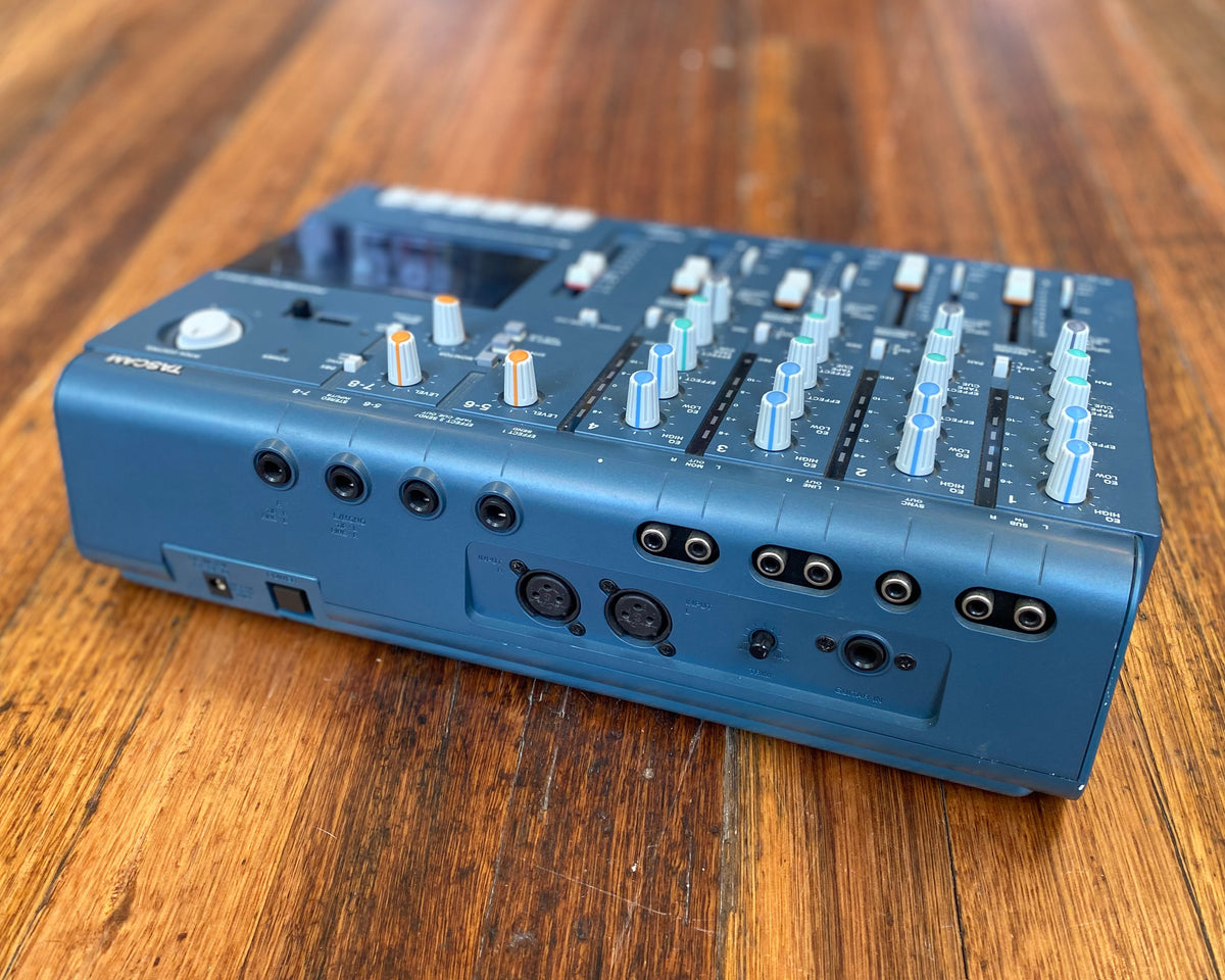 Tascam_Portastudio_414_MKII_sk