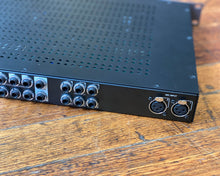 Load image into Gallery viewer, Universal Audio Apollo x6 Thunderbolt 3 Audio Interface