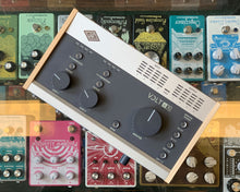 Load image into Gallery viewer, Universal Audio Volt 476