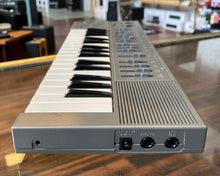Load image into Gallery viewer, Yamaha CS01 Synthesizer