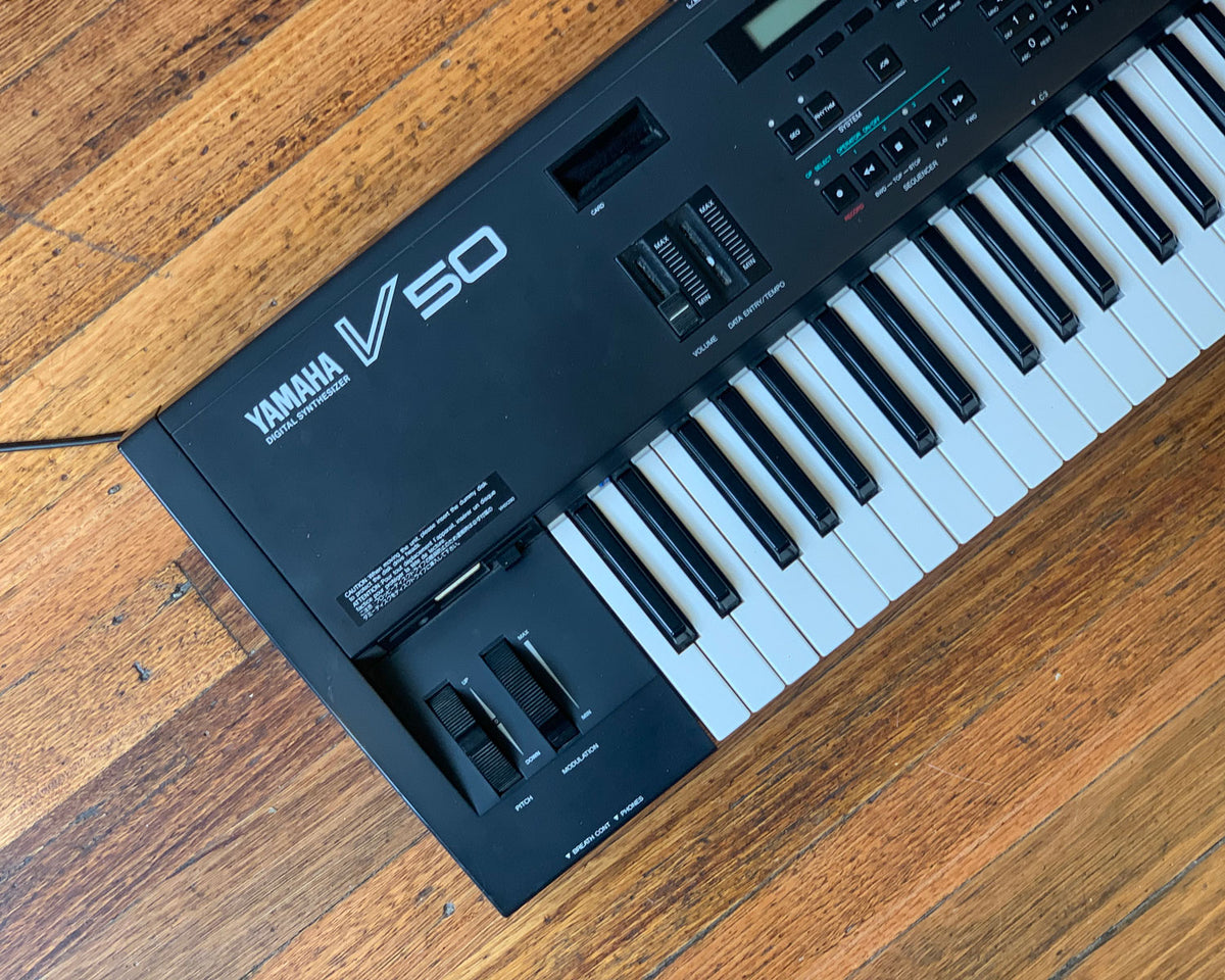 ヤマハ 1989年製 V50 シンセサイザー / Yamaha 1989 V50 Synthesizer