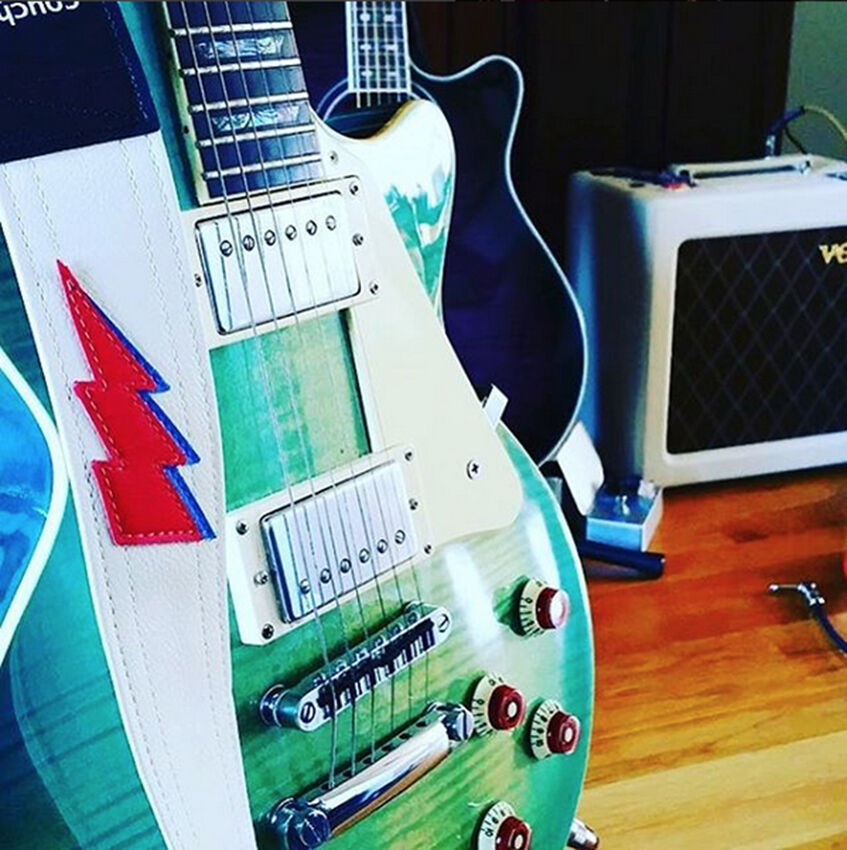 Couch Straps Aladdin Sane Guitar Strap