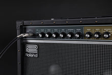 Load image into Gallery viewer, Roland JC-40 Jazz Chorus 40 Watt Twin Speaker Guitar Amplifier