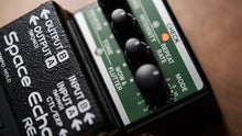 Load image into Gallery viewer, BOSS RE-2 Space Echo