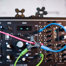 Load image into Gallery viewer, Plankton Electronics Ninja Stars CV Hubs 4 Pack