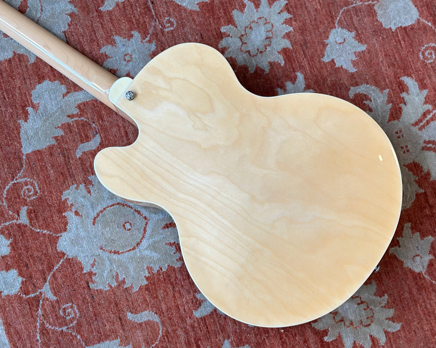 Hagstrom HJ500 Archtop