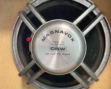 Load image into Gallery viewer, 25 Watt 1x15" 16Ω Guitar Cabinet Loaded w/Vintage Magnavox Speaker
