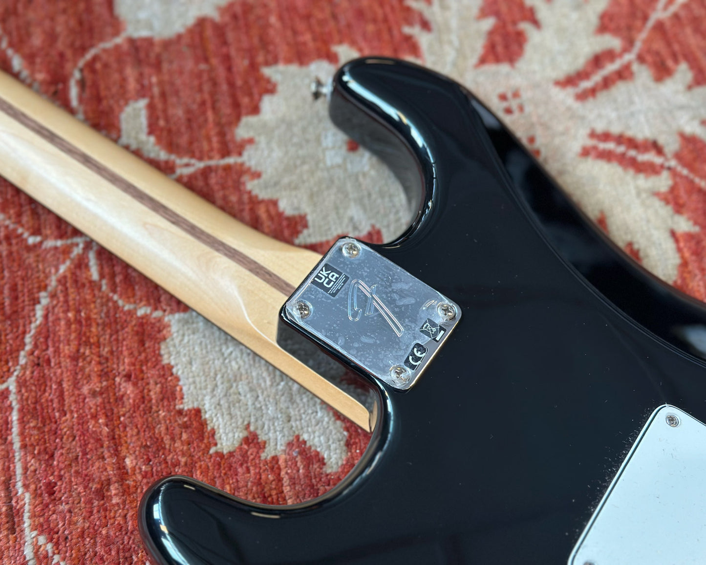 2022 Fender Player Stratocaster SSS - Black
