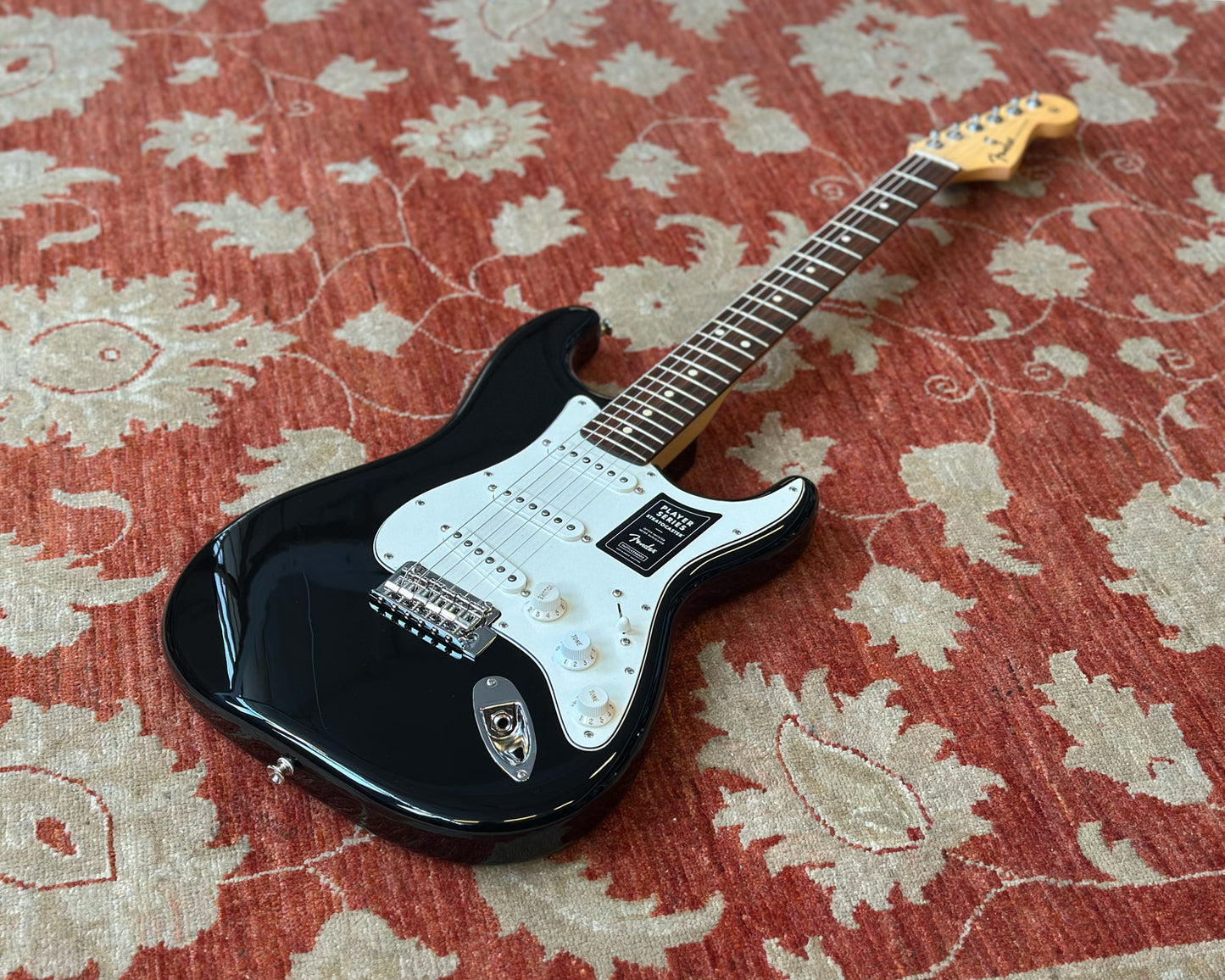 2022 Fender Player Stratocaster SSS - Black