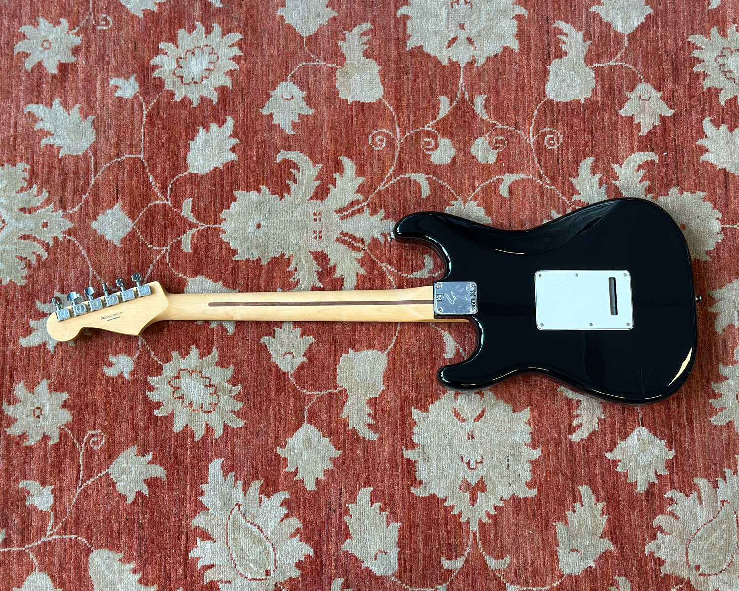 2022 Fender Player Stratocaster SSS - Black – Found Sound