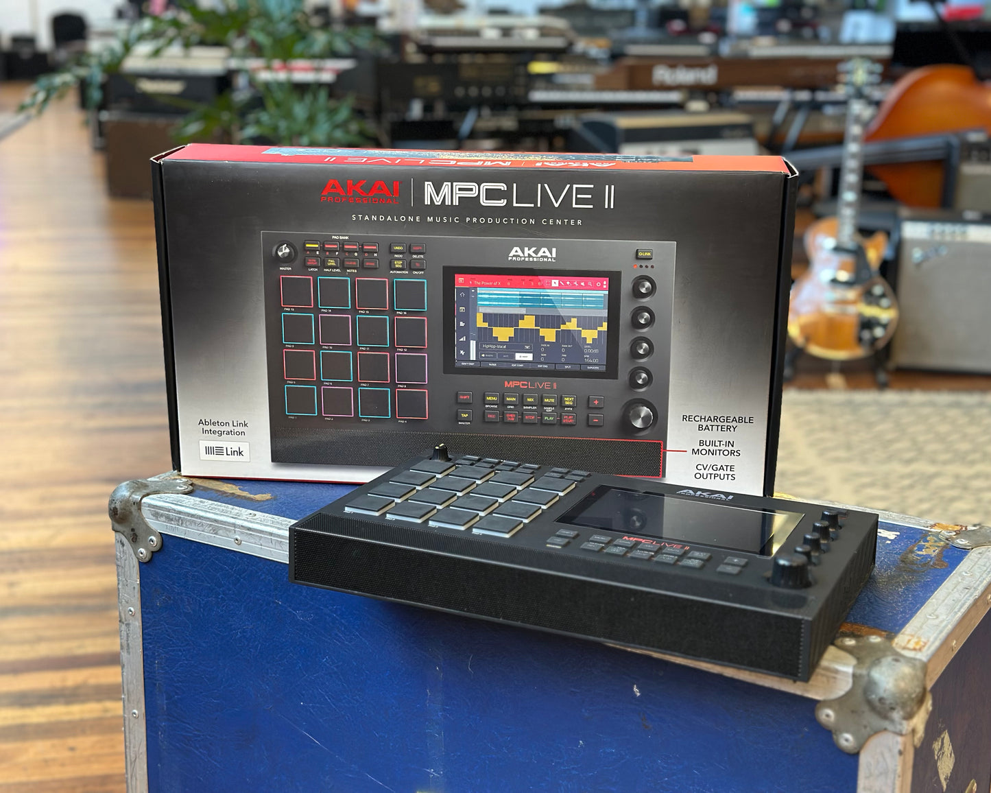 AKAI MPC Live Mk II Standalone Music Production Center with Built-In Speakers