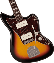 Load image into Gallery viewer, Fender 2023 Collection Made in Japan Traditional Late 60s Jazzmaster - 3-Colour Sunburst
