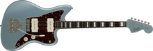 Load image into Gallery viewer, Fender 2023 Collection Made in Japan Traditional Late &#39;60s Jazzmaster - Ice Blue Metallic
