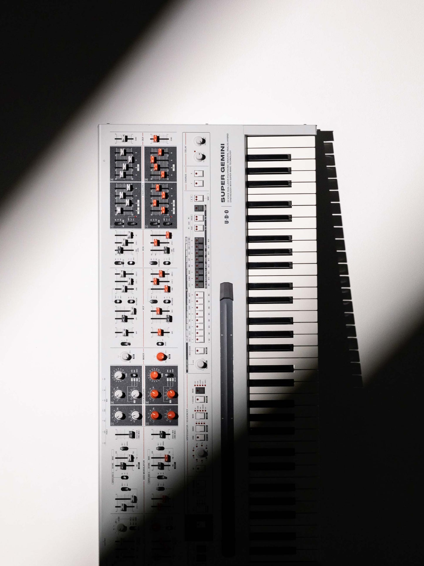 UDO Super Gemini 20 Voice Polyphonic Bi-Timbral Analogue Hybrid Synthesizer