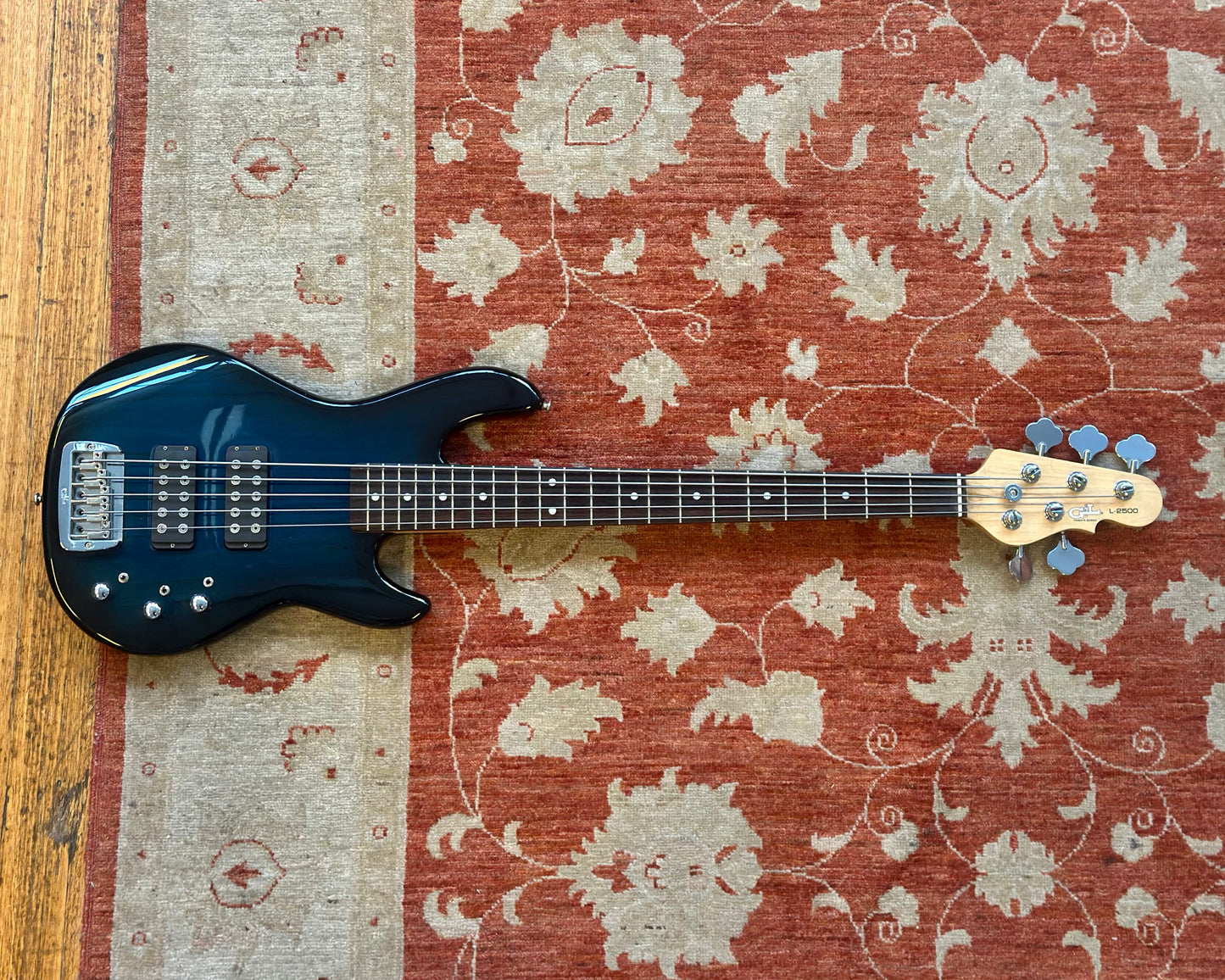 G&L L-2500 5 String Bass