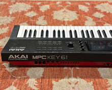 Load image into Gallery viewer, AKAI MPC Key 61 Standalone Music Production Synthesizer
