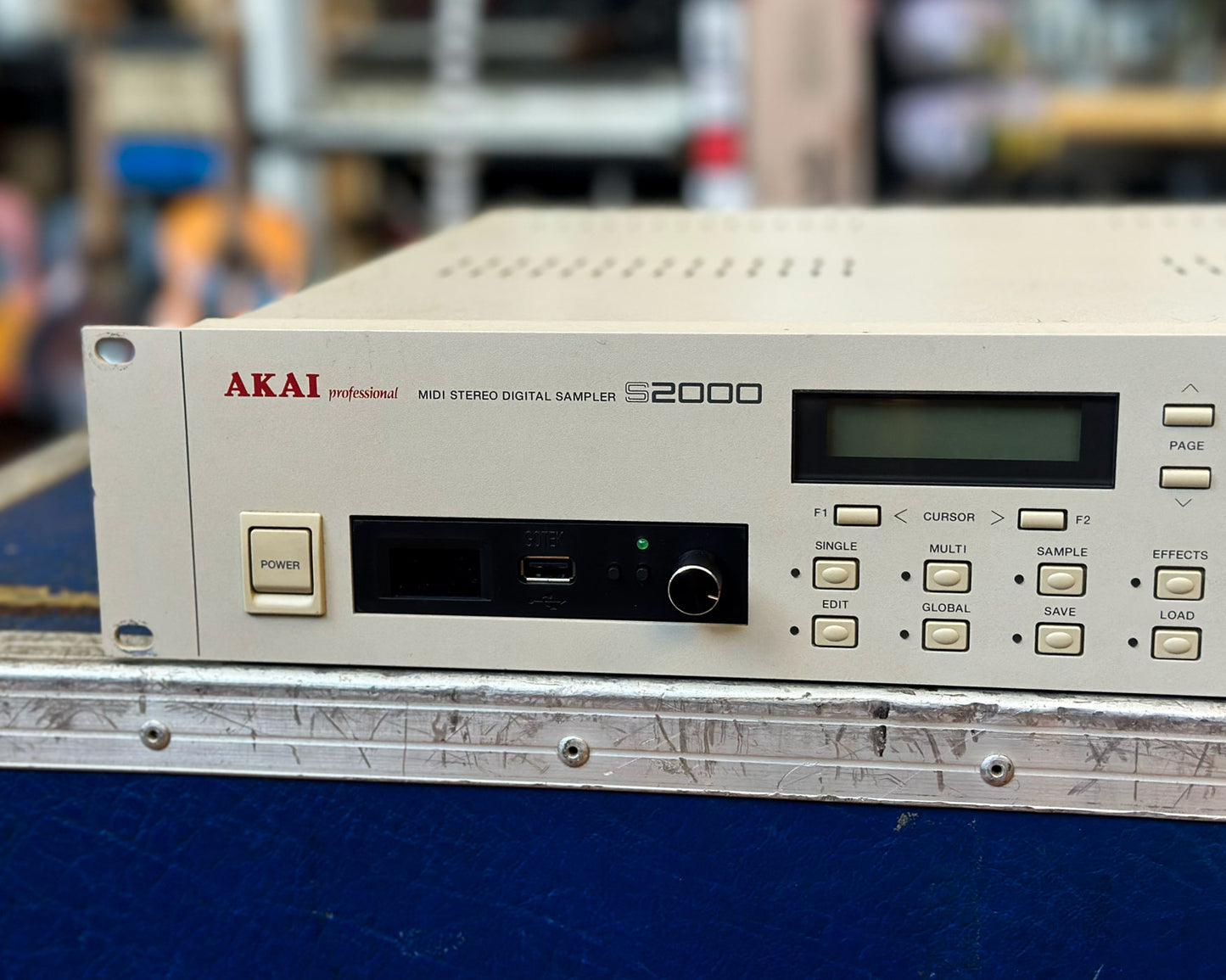 AKAI S2000 Midi Stereo Digital Sampler