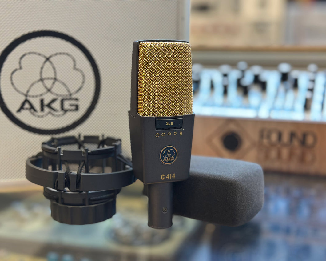 AKG C414 XL II Multi-Pattern Condenser Microphone