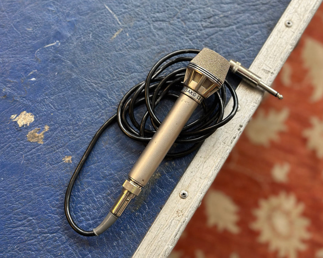 AKG D190C