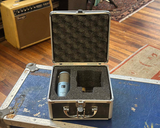 AKG Perception 200 Condenser Microphone