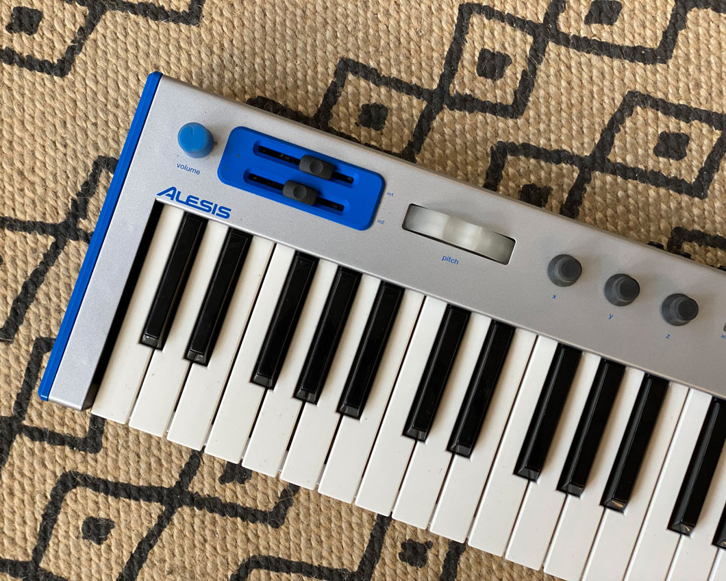 Alesis micron シンセサイザー Alesis Micron | Vintage Synth Explorer