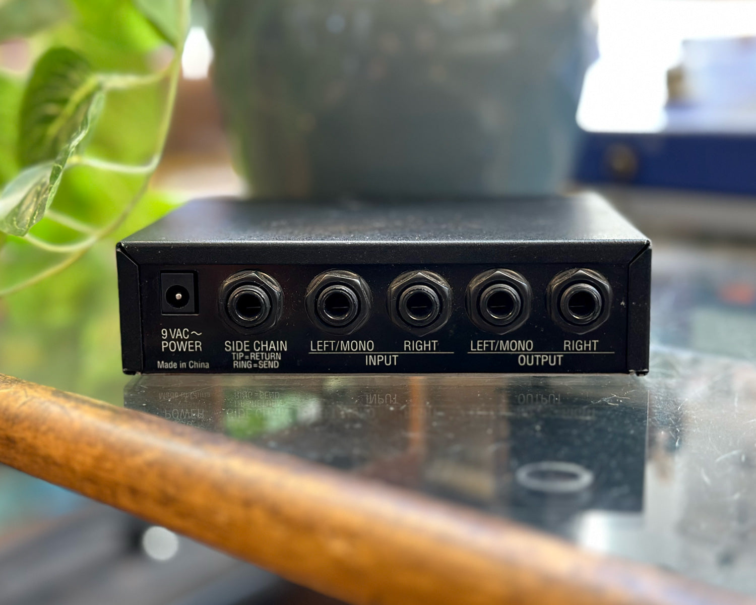 ALESIS NanoCompressor – Found Sound